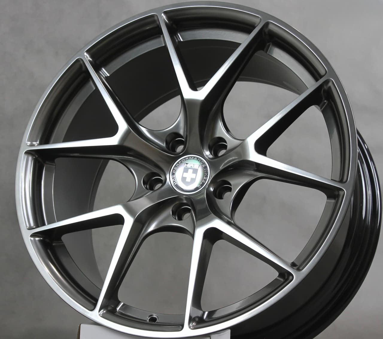 HRE P101 (Новые). Литые диски R18 9.0j ET35 5*114.3 (B023 b2)