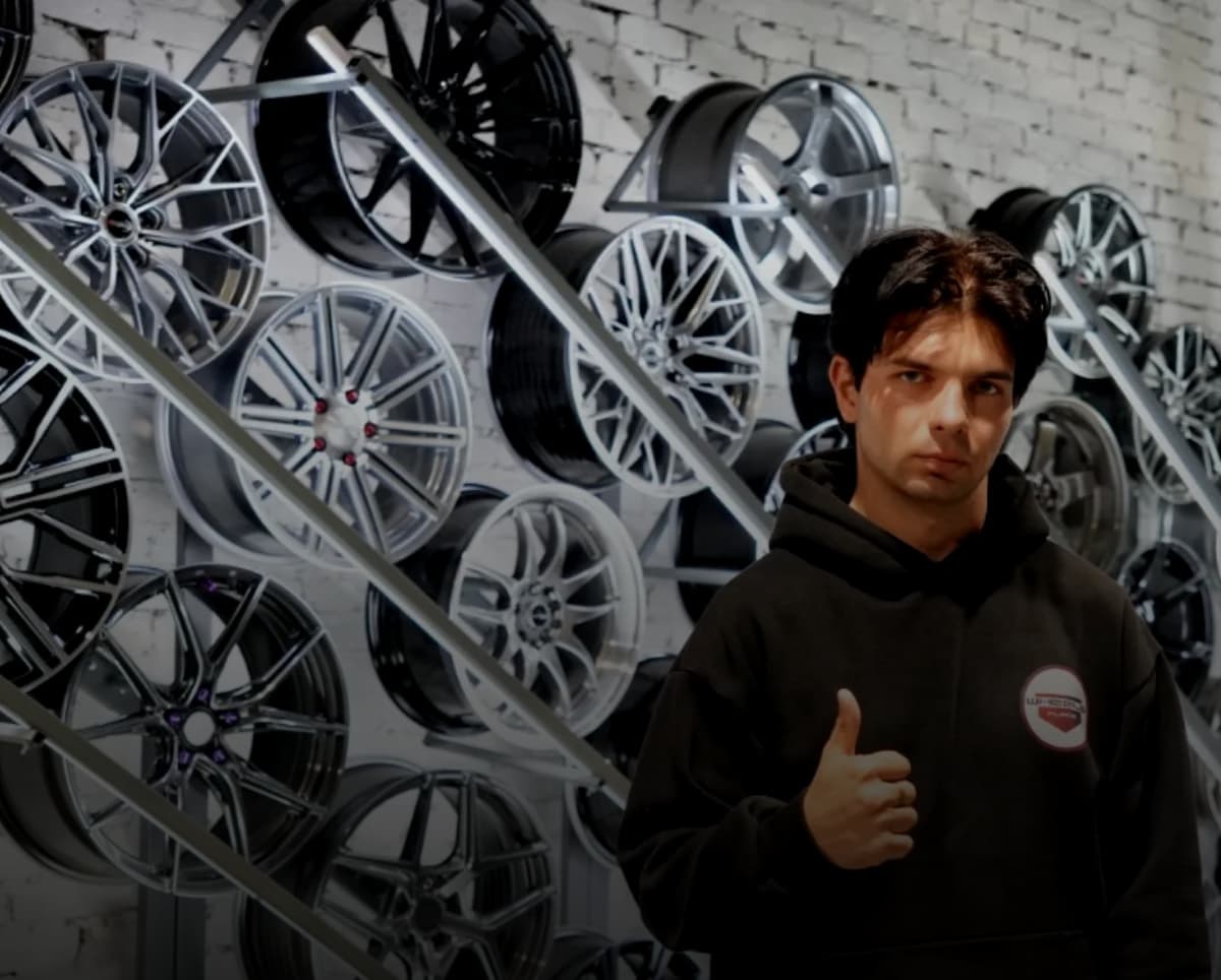 Присоединяйтесь к команде WheelsPlace