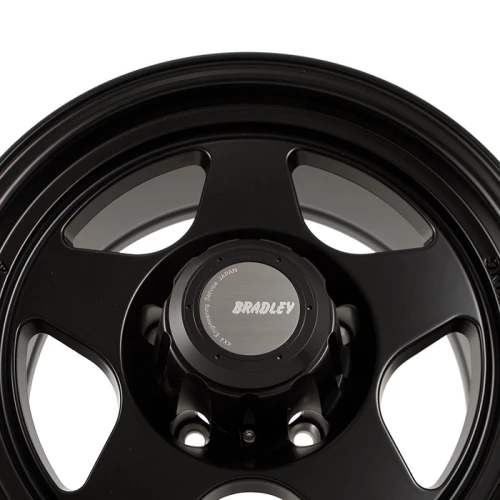 Bradley Takumi (Новые). Диски Sakura Wheels (819) R16*8.0, 5*139.7